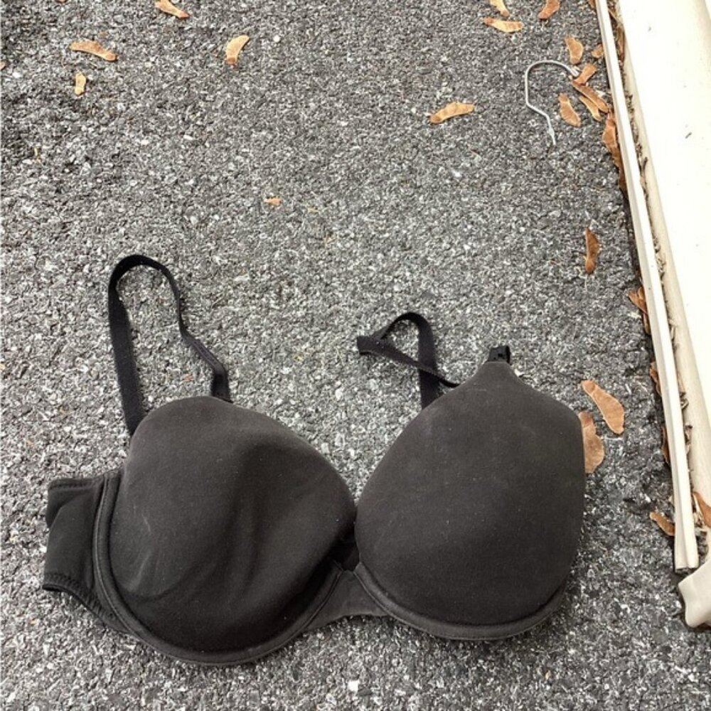 Acubi mermaidcore fairycore Women’s black Victoria’s Secret cotton bra 34DD